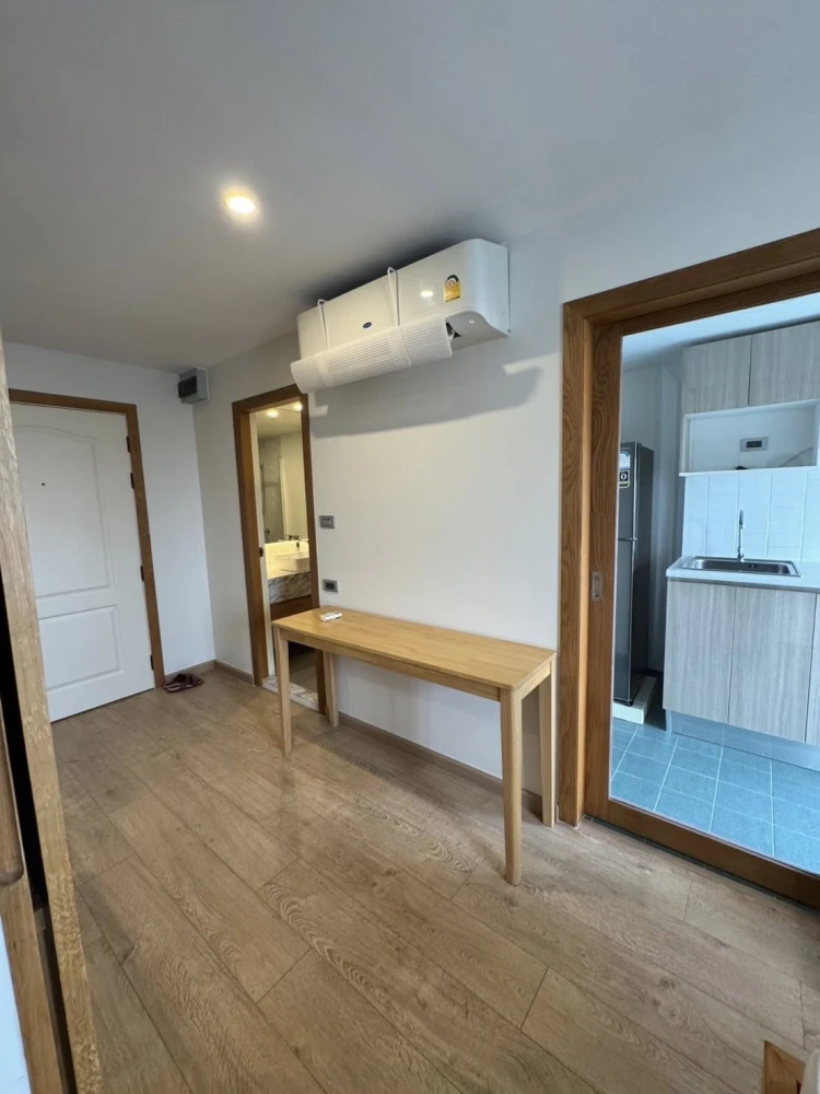 Condo for rent Lumpini Place Suanplu-Sathorn, near the BTS, fully furnished, ready to move in. Reserve now!