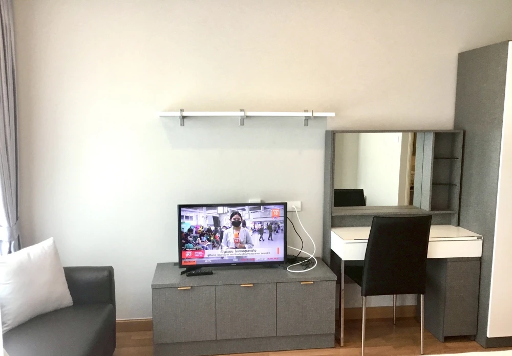 Condo for rent!! Lumpini Place Tao Poon - Interchange, 21st floor, fully furnished, ready to move in. Don't miss out!!