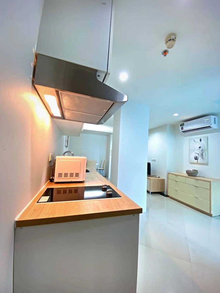 Condo for rent!! Waterford Sukhumvit 50, 1st floor, Building 2, beautiful room, fully furnished, ready to move in. Don't miss it!!
