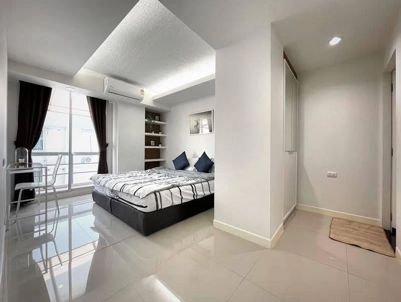 For rent!! Condo Waterford Sukhumvit 50, 2nd floor, Building 2, beautiful room, fully furnished, ready to move in, don't miss it!!