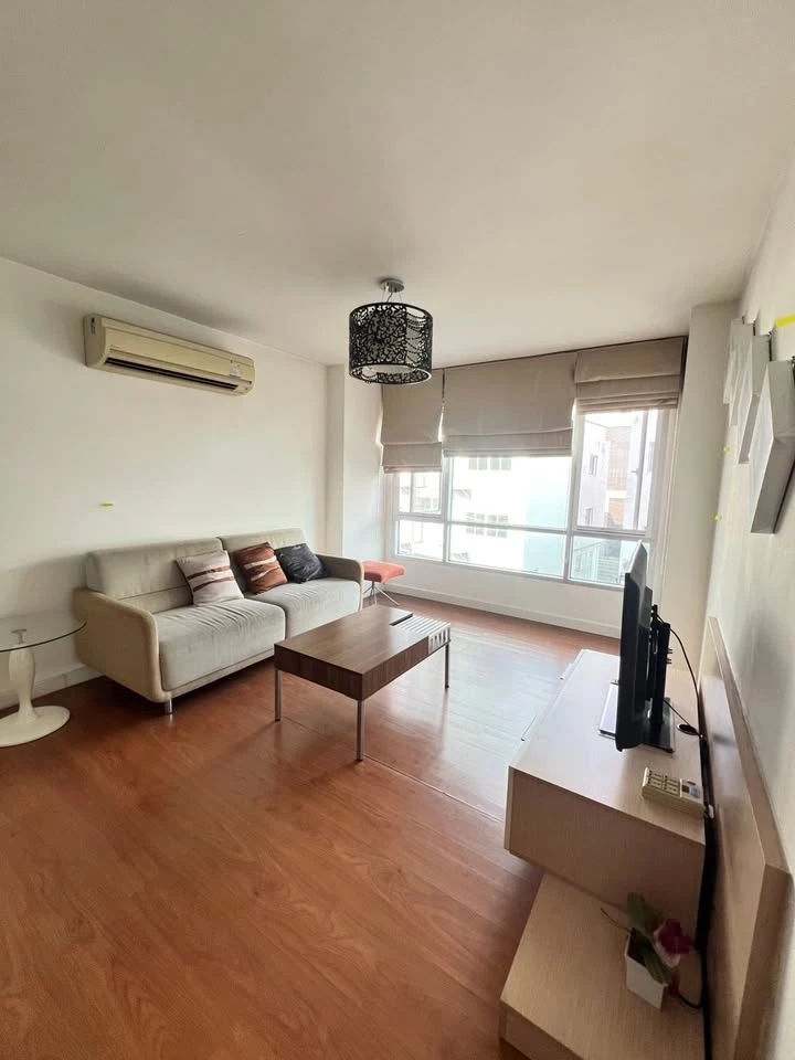 For rent: Condo One Ratchada-Ladprao, corner room, nice to live in, spacious, comfortable, good like this, hurry and reserve before it's gone++