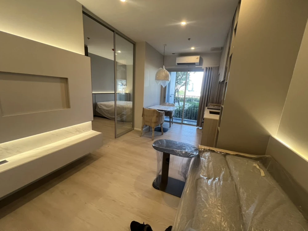 Condo for rent at One Time @ Chao Phraya. This inviting unit comes fully equipped with all amenities—just bring your personal belongings and move righ