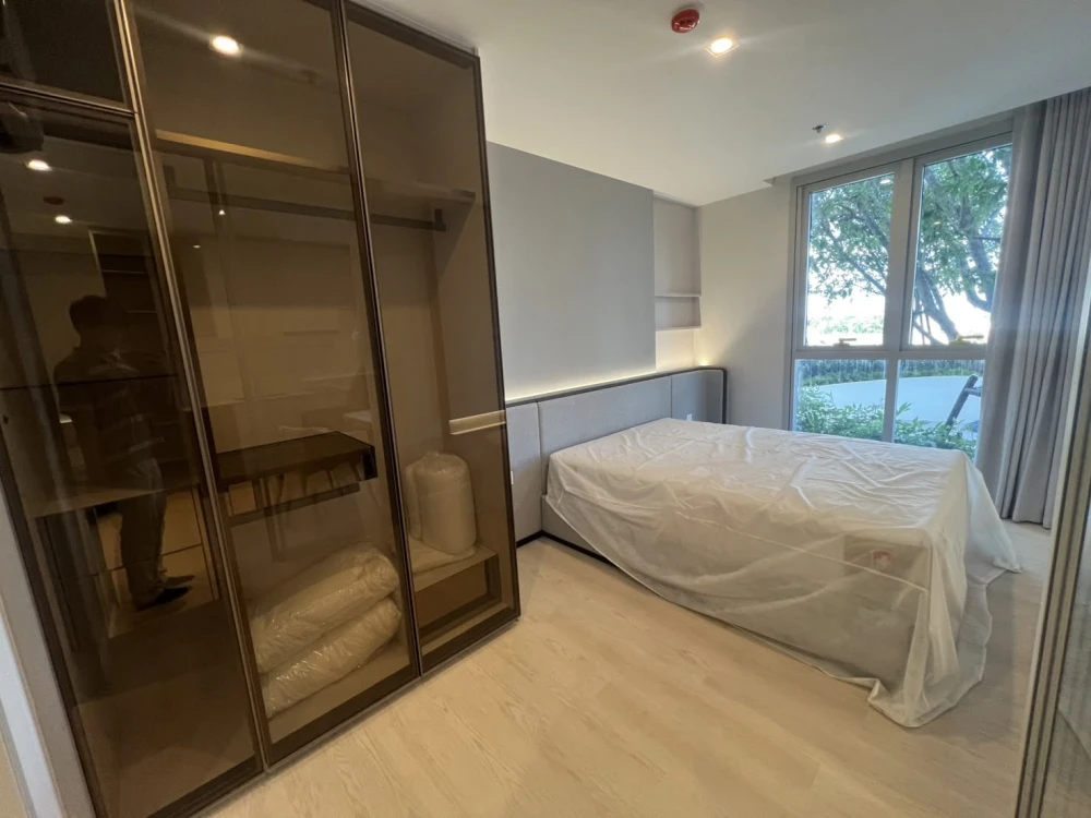 Condo for rent at One Time @ Chao Phraya. This inviting unit comes fully equipped with all amenities—just bring your personal belongings and move righ