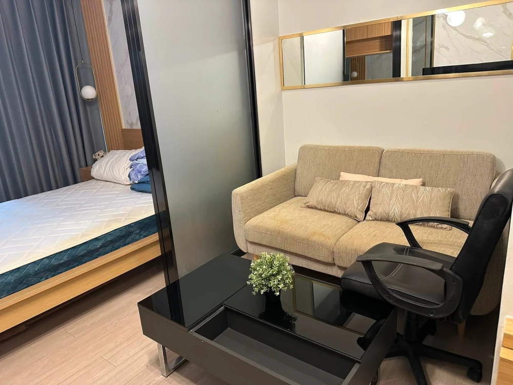 Condo for rent, One Nine Five Asoke-Rama 9, fully furnished room, ready to move in, 35th floor, city view, hurry and reserve before you miss out.