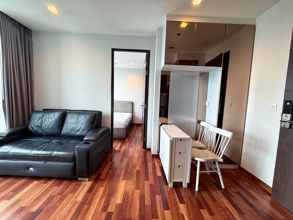Condo for rent: Wish Signature Midtown Siam, spacious room, 27th floor, Siam Paragon view. Come reserve now, don't miss out!