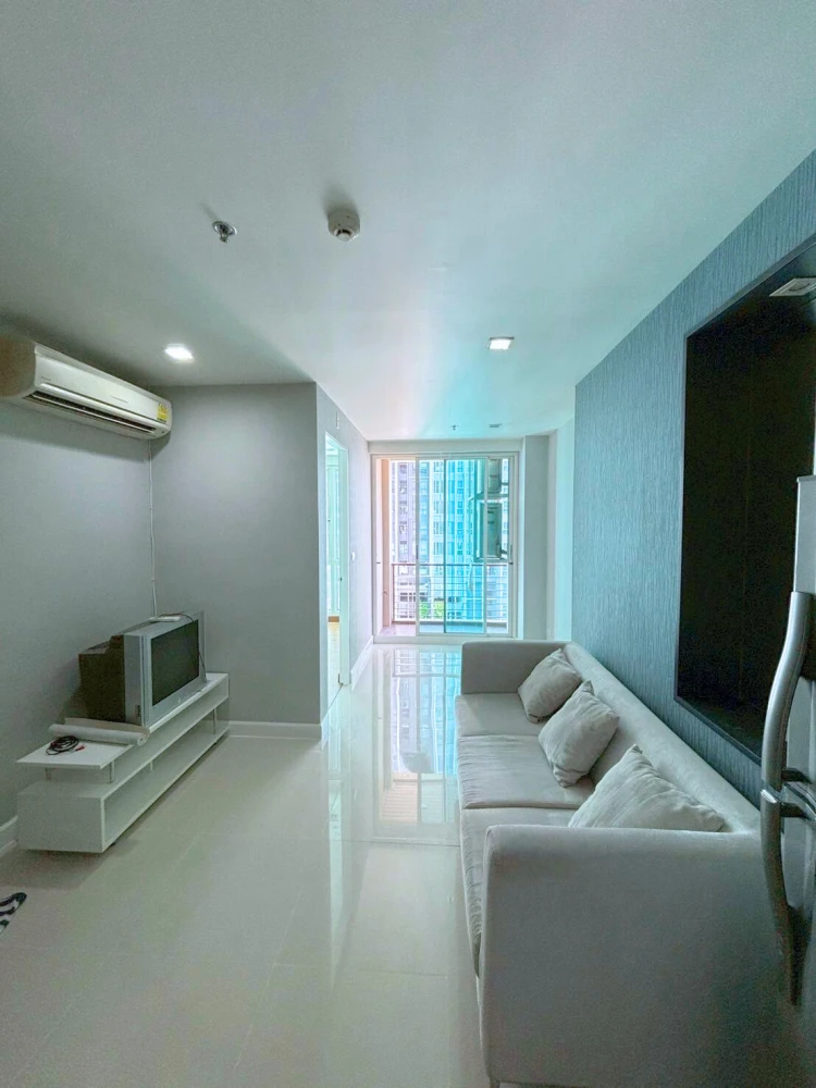 For rent!! Wish @ Samyan Condo, beautiful room, fully furnished, great price, don't miss it!!