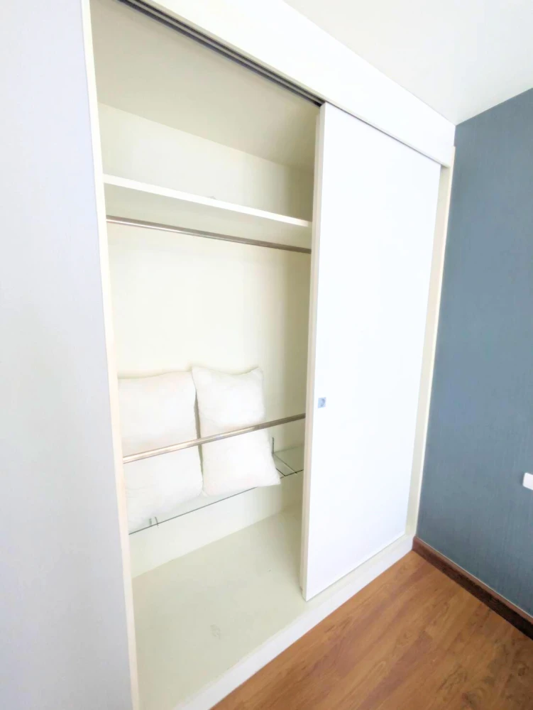 For rent!! Wish @ Samyan Condo, beautiful room, fully furnished, great price, don't miss it!!