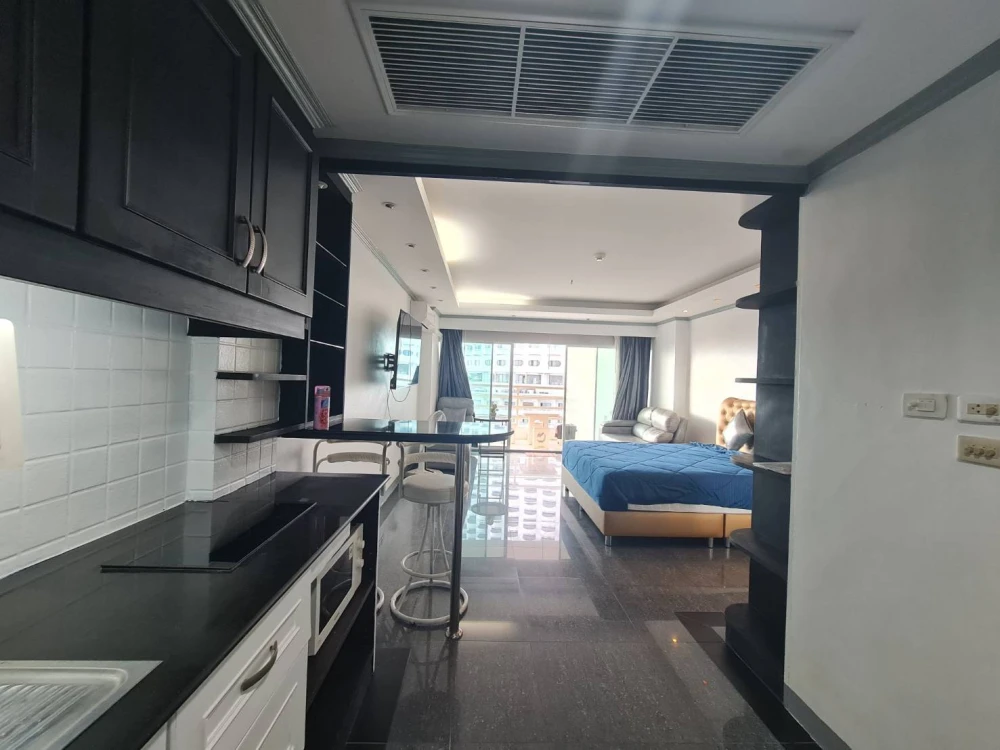 Condo for rent, sea view, 8 rooms, ready to move in, fully furnished, reserve now.