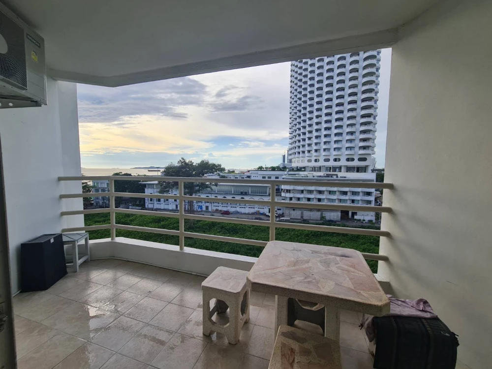 Condo for rent, sea view, 8 rooms, ready to move in, fully furnished, reserve now.