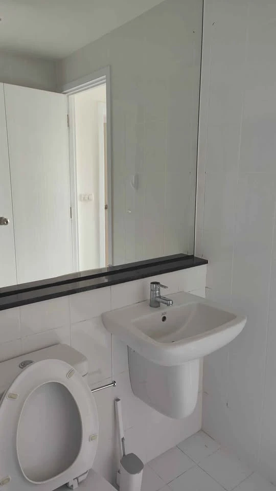 Condo for rent, river view, The Tree Interchange, 22nd floor, high view, hurry up and reserve now, don't miss out.