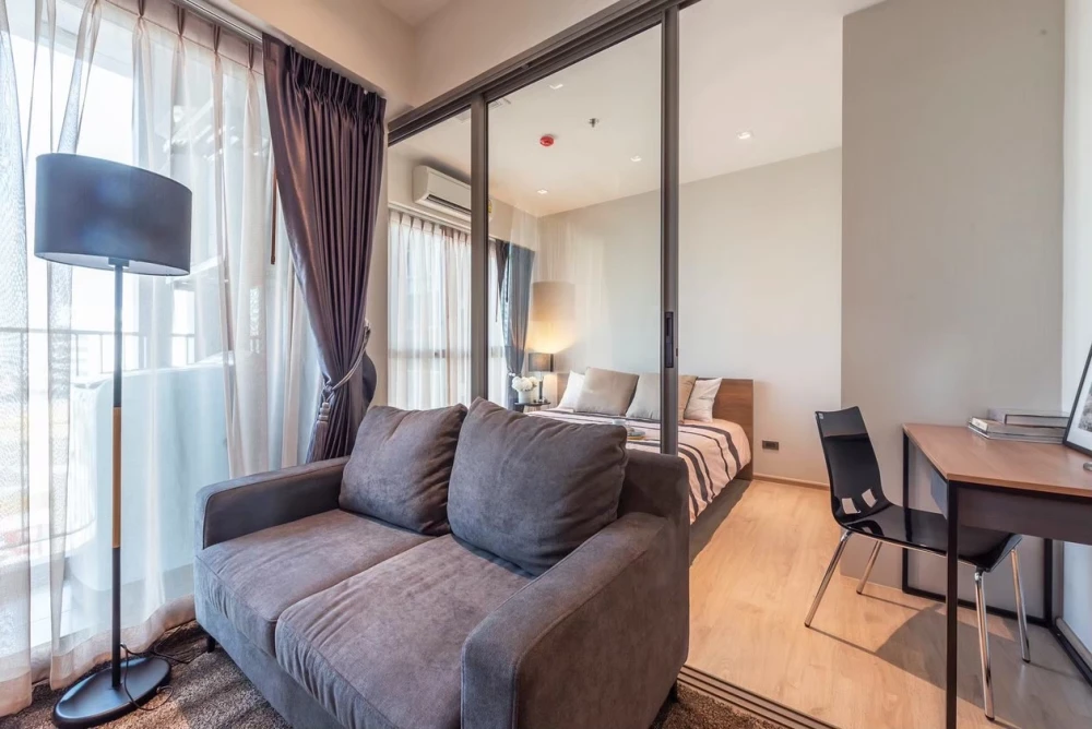 For rent!! Condo Wisdom Station Ratchada-Tha Phra, 15th floor, beautiful room, ready to move in, good price, hurry to book now!!