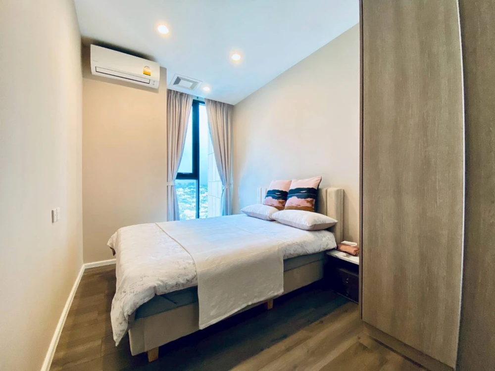 For rent!! Condo Wisdom Essence, 30th floor, very beautiful room, fully furnished, ready to move in, don't miss it!!