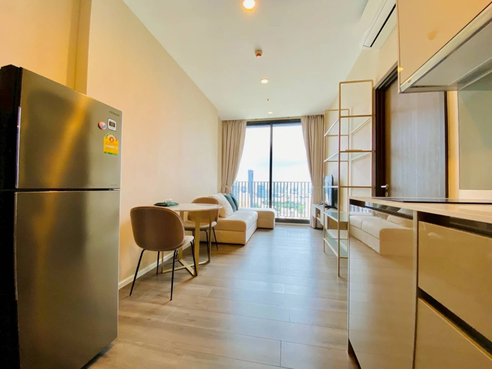 For rent!! Condo Wisdom Essence, 30th floor, very beautiful room, fully furnished, ready to move in, don't miss it!!