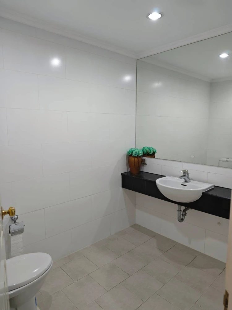 For rent!! Condo Supalai Casa Riva, 26th floor, beautiful and luxurious room, Chao Phraya River view, ready to move in, hurry up and book now!!