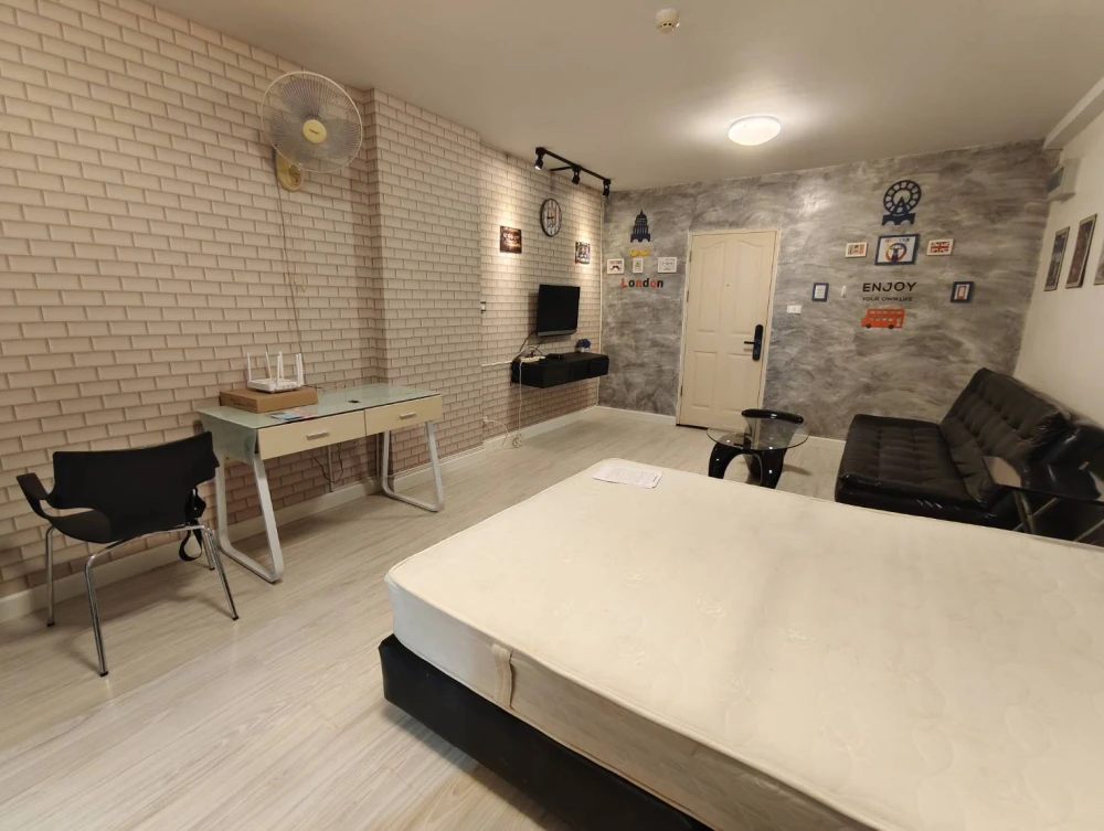 Condo for rent: Supalai City Resort Ratchada-Huai Khwang, decorated in a Loft + minimal style, reasonable price, book now.
