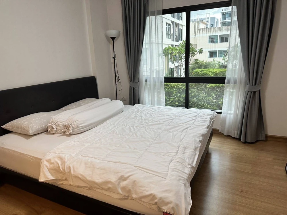For rent!! Condo Supalai City Resort Bearing Station, 3rd floor, Building A, beautiful room, fully furnished, bring your bags and move in!!