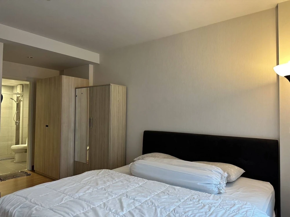For rent!! Condo Supalai City Resort Bearing Station, 3rd floor, Building A, beautiful room, fully furnished, bring your bags and move in!!