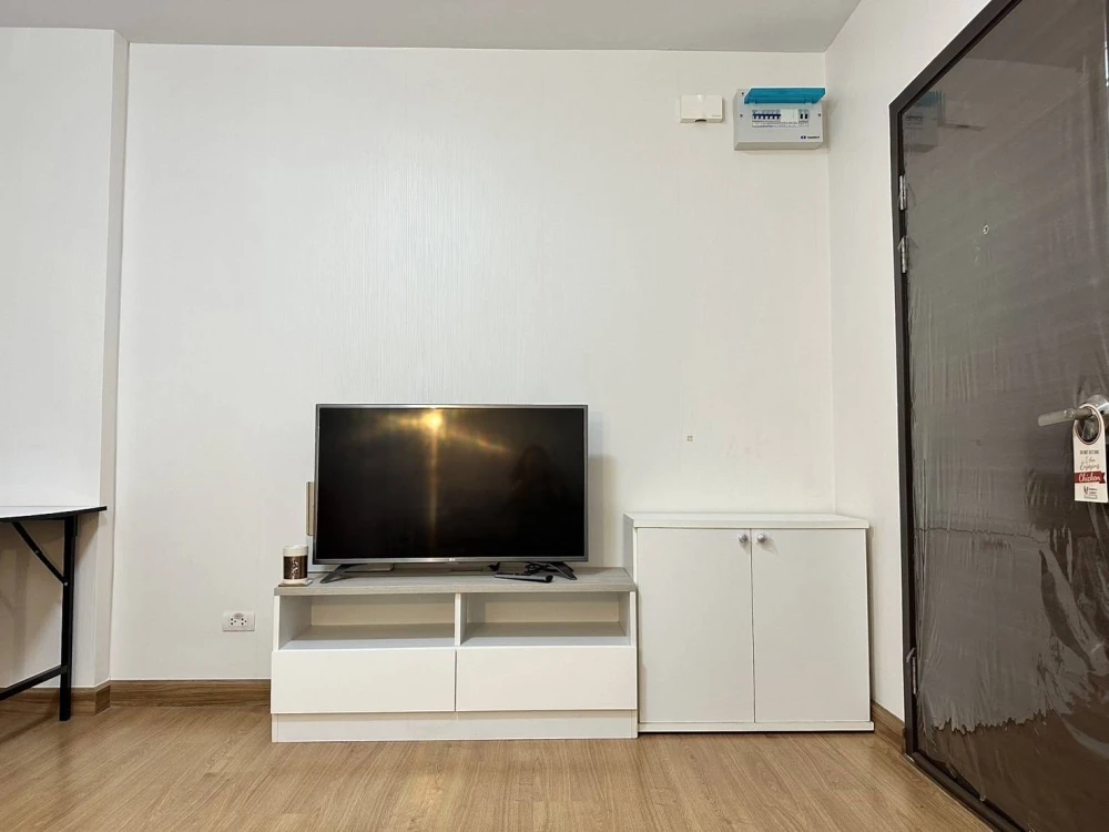 For rent!! Condo Supalai City Resort Bearing Station, 3rd floor, Building A, beautiful room, fully furnished, bring your bags and move in!!