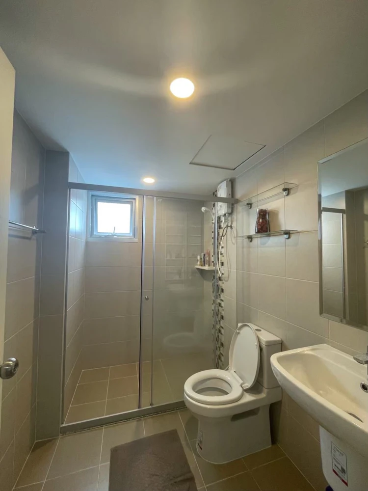 Condo for rent, Supalai Park Talat Phlu, high floor unit, ready to move in, fully furnished. Book now!