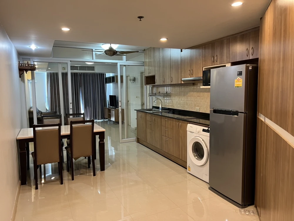 Condo for rent, Supalai Park Phahonyothin 21, high floor, beautiful view, privacy. Can't miss it anymore.