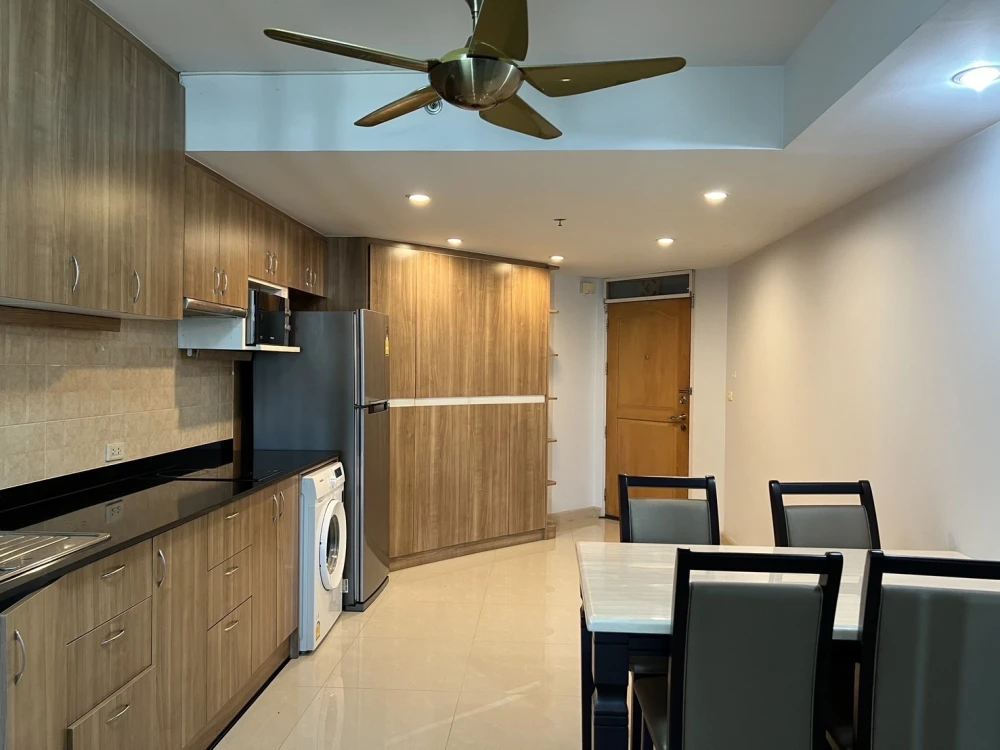 Condo for rent, Supalai Park Phahonyothin 21, high floor, beautiful view, privacy. Can't miss it anymore.