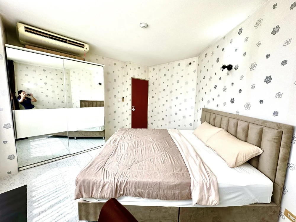 Condo for rent, Supalai Park Ratchayothin, complete electrical appliances, ready to move in. Don't wait.