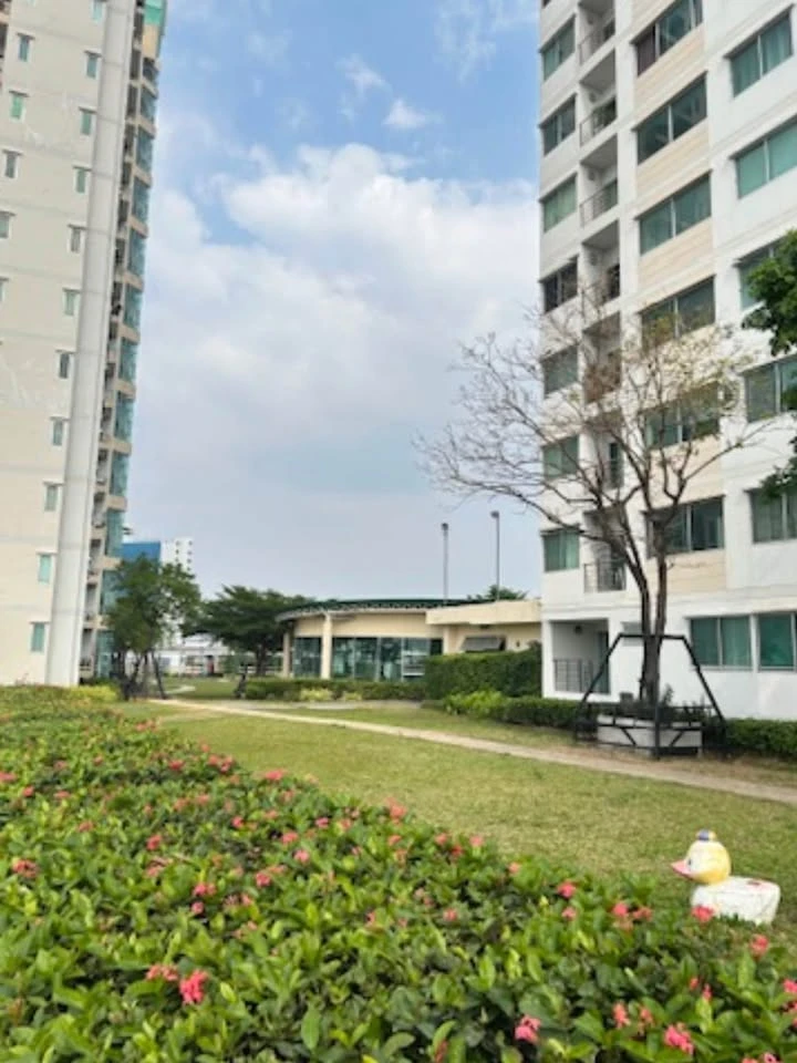 Condo for rent, Supalai Park Srinakarin, ready to move in, high floor, good price, just bring your bag and move in+++