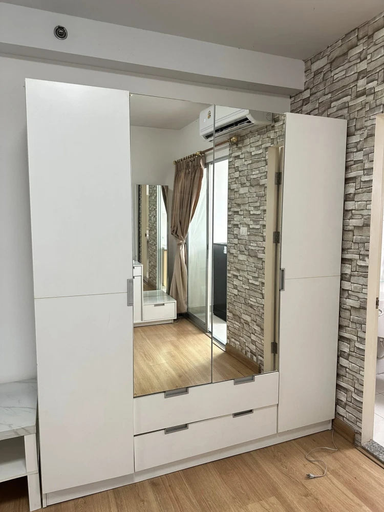 Condo for rent at Supalai Park Kaset, wide room, good weather, beautiful view, convenient transportation, near the train station Book now. Don't miss