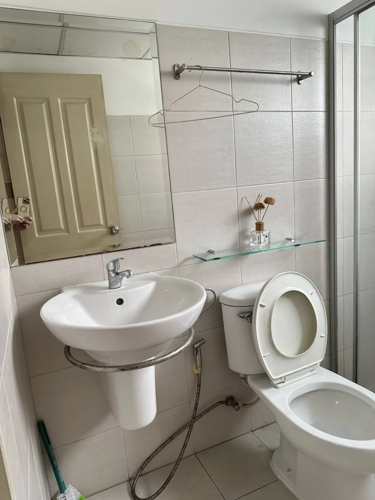Condo for rent at Supalai Park Kaset, wide room, good weather, beautiful view, convenient transportation, near the train station Book now. Don't miss