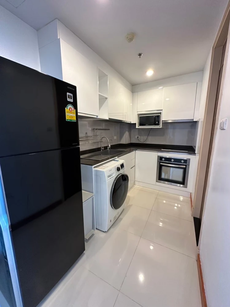 For rent!! Supalai Prima Riva Condo, 29th floor, south facing, river view, beautifully decorated, ready to move in. Don't miss out!!