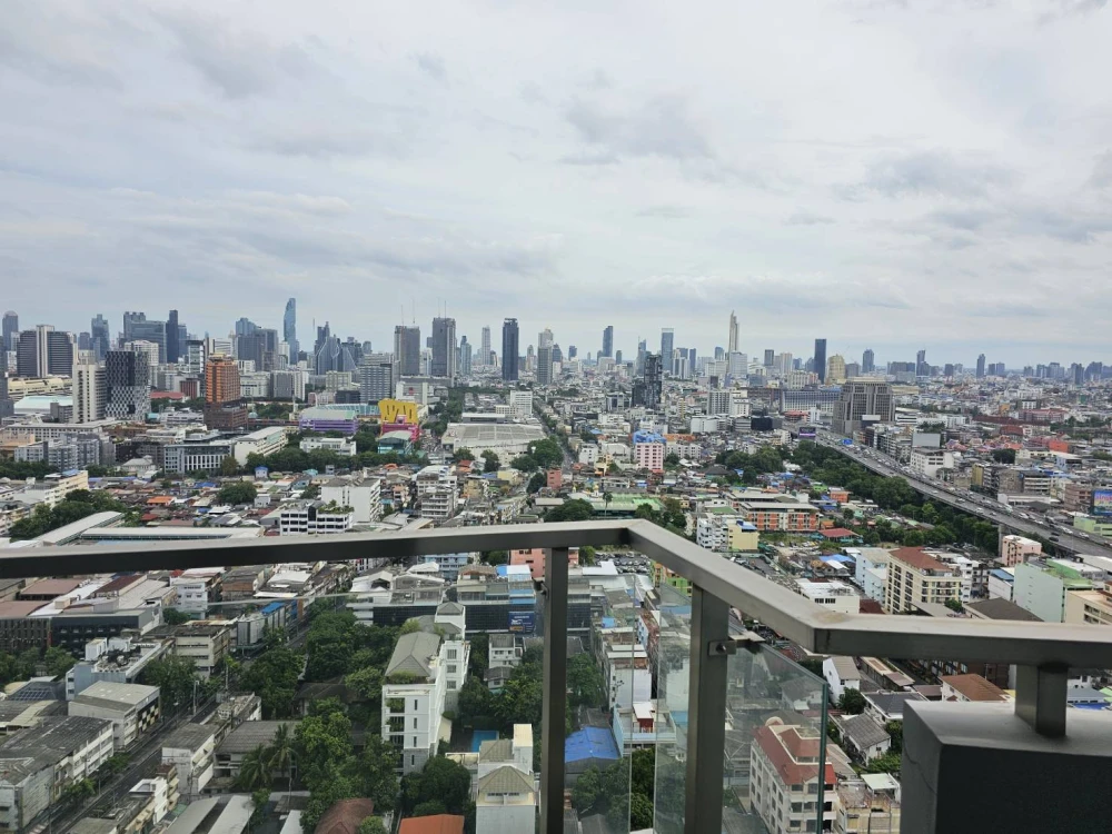 Condo for Rent – Supalai Premier Ratchathewi | Spacious 60.5 sq.m. on the 32nd Floor