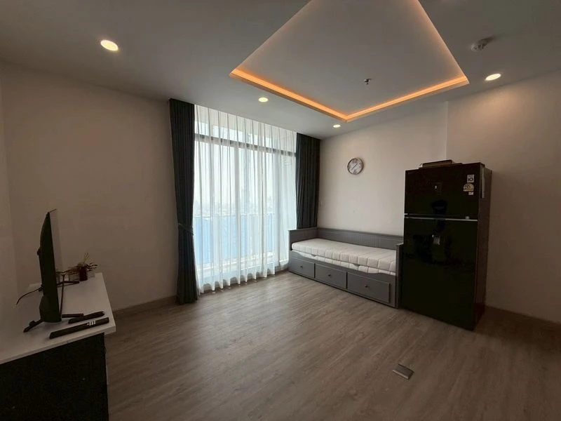 Condo for Rent – Supalai Premier Samsen–Ratchawat | High-Floor City View