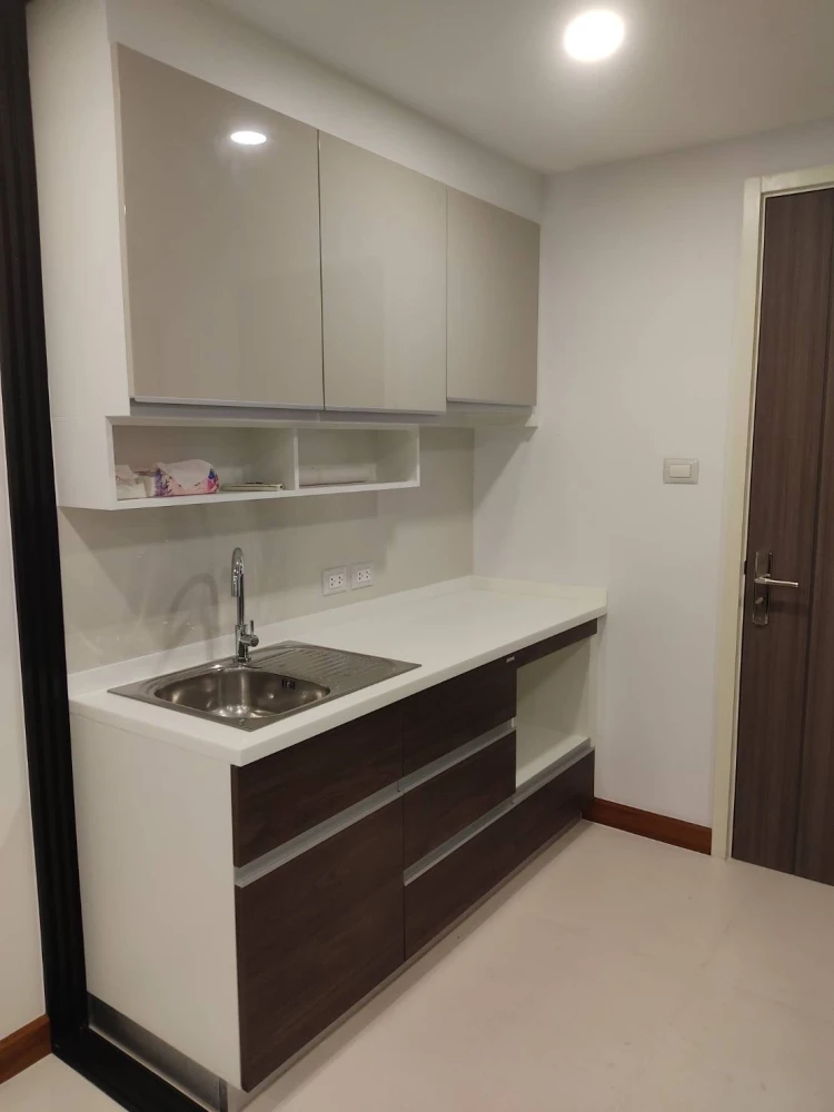 For rent!! Condo Supalai Premier Charoen Nakhon, 10th floor, beautiful room, fully furnished, ready to move in, hurry up and book now!!