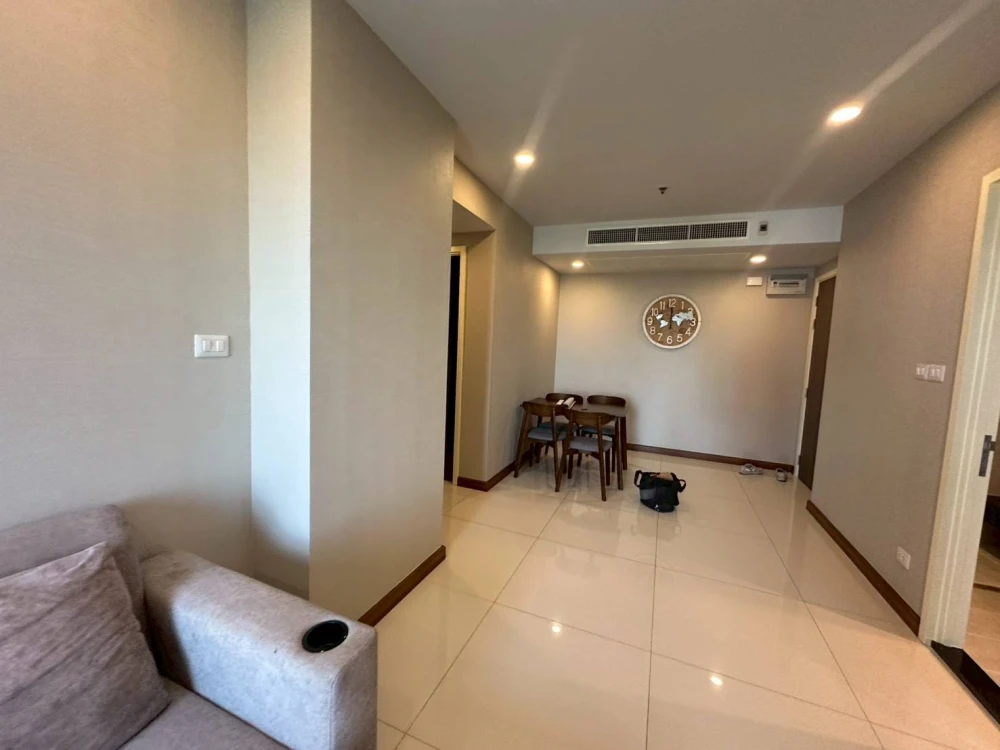 Condo for rent, Supalai Premier Charoen Nakhon, corner room, 2 bedrooms, ready to move in, good location, easy to travel, hurry and book now!
