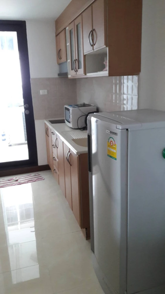 Condo for rent, Supalai Premier Place Asoke, beautiful pool view, convenient transportation, good location, worth investing, don't miss it!!