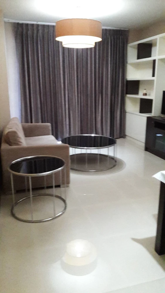 Condo for rent, Supalai Premier Place Asoke, beautiful pool view, convenient transportation, good location, worth investing, don't miss it!!