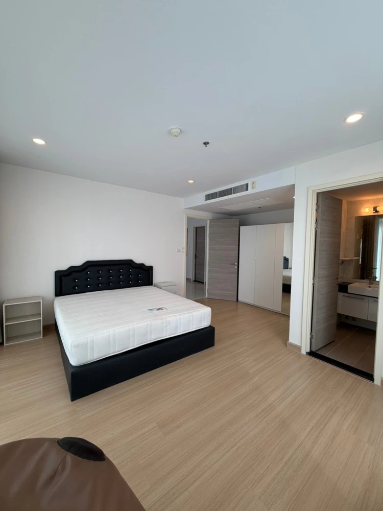 Condo for rent Supalai Riva Grand Rama 3