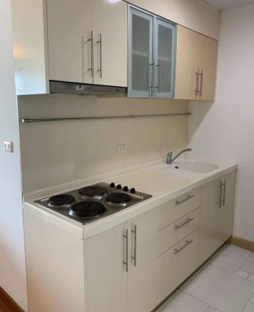 Condo for rent, Supalai River Place, Bangkok Bridge side, good location, easy to travel, hurry and reserve now.