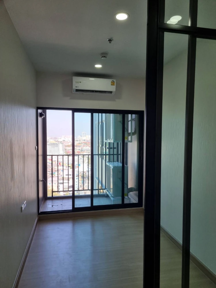 Condo for rent Supalai Loft Prajadhipok-Wongwian Yai, fully furnished, beautiful room, ready to move in, reserve now!