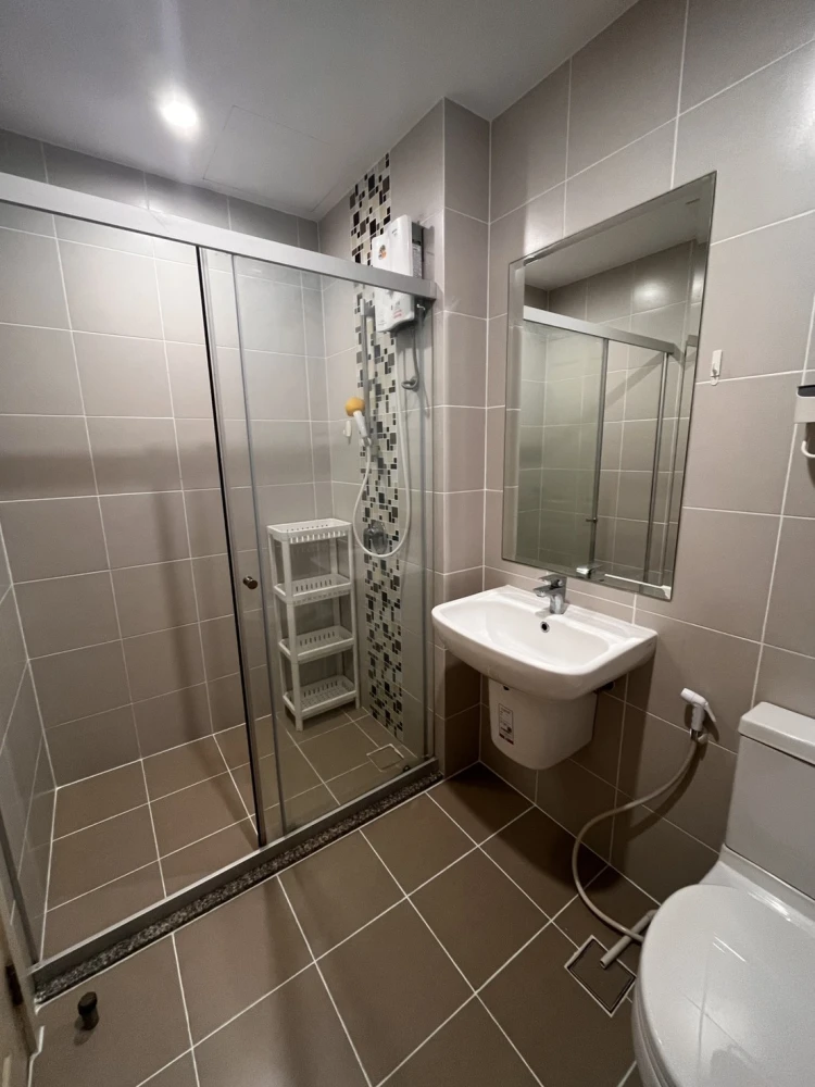 Condo for rent, Supalai Loft Khaerai Station. Beautiful and comfortable room. Book now!!