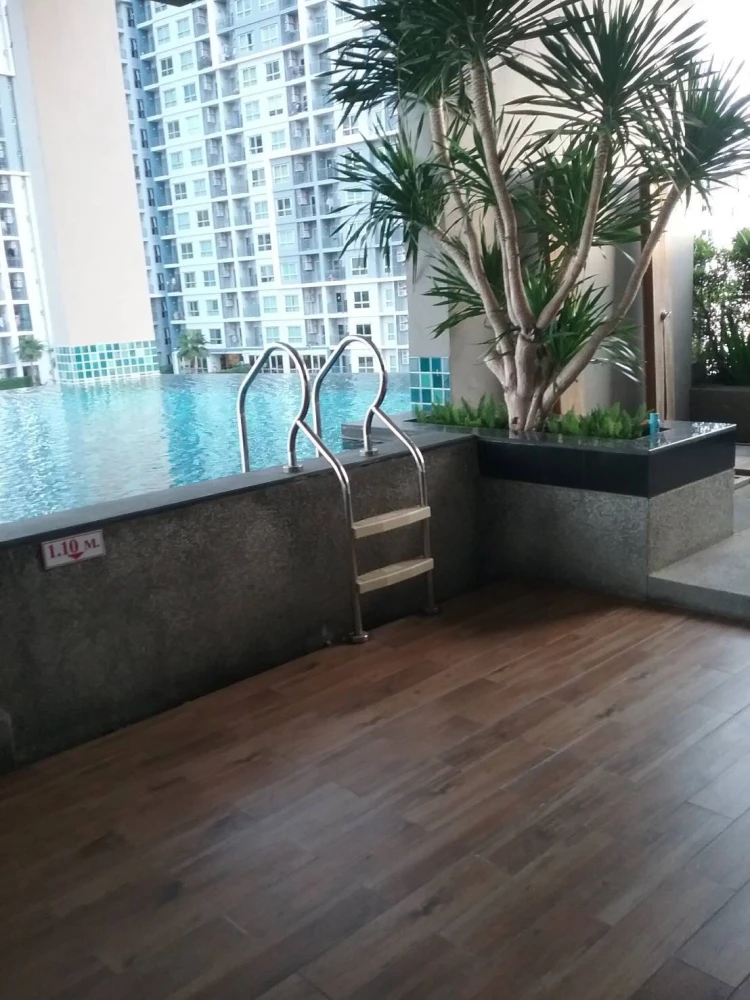 For rent!! Condo Supalai Loft Chaengwattana, 23rd floor, fully furnished, just bring your bags and move in. Hurry up and book now!!