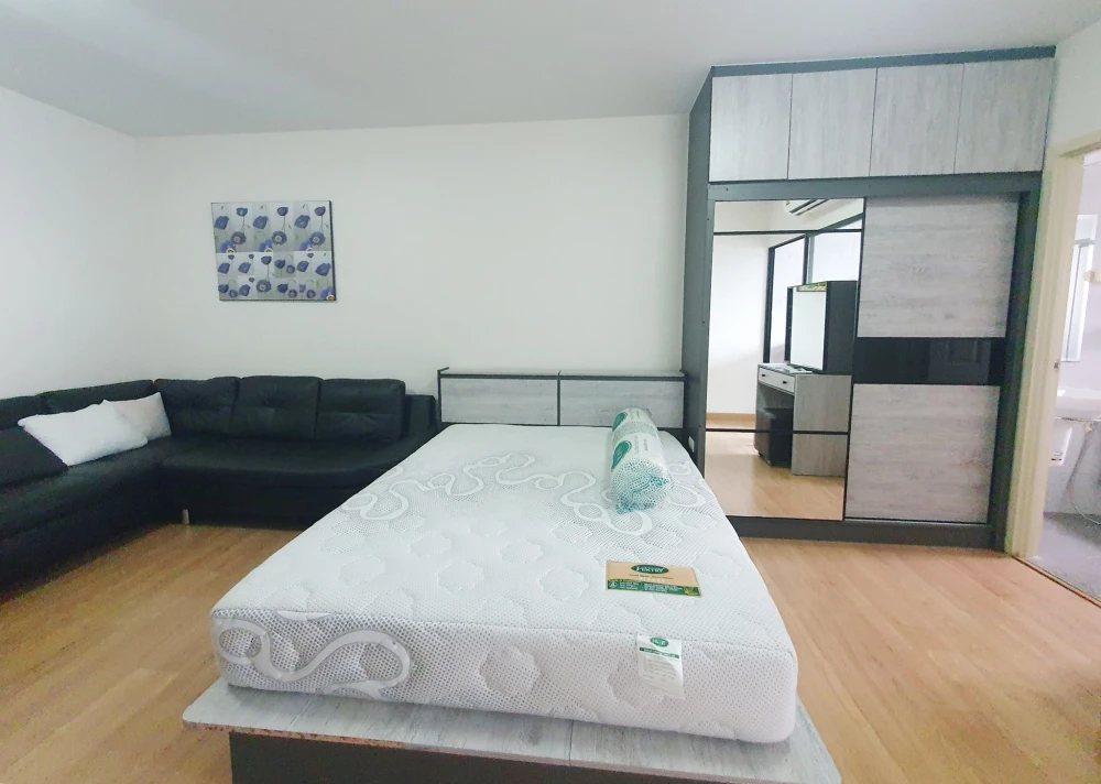 Condo for rent, Supalai Loft Chaengwattana, ready to move in, complete here, just drag one suitcase and move in.