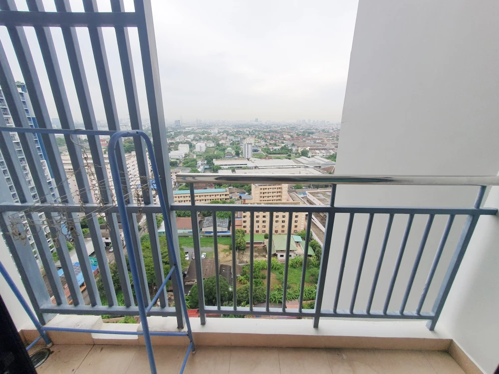 Condo for rent, Supalai Loft Chaengwattana, ready to move in, complete here, just drag one suitcase and move in.