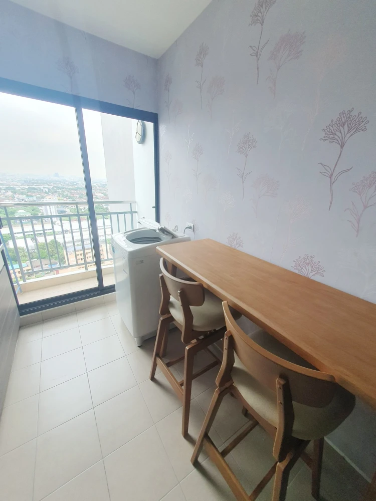 Condo for rent, Supalai Loft Chaengwattana, ready to move in, complete here, just drag one suitcase and move in.