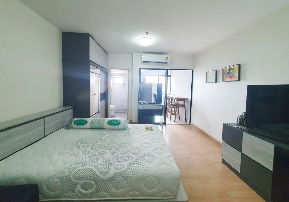 Condo for rent, Supalai Loft Chaengwattana, ready to move in, complete here, just drag one suitcase and move in.