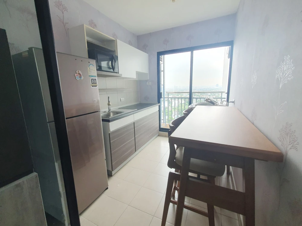 Condo for rent, Supalai Loft Chaengwattana, ready to move in, complete here, just drag one suitcase and move in.