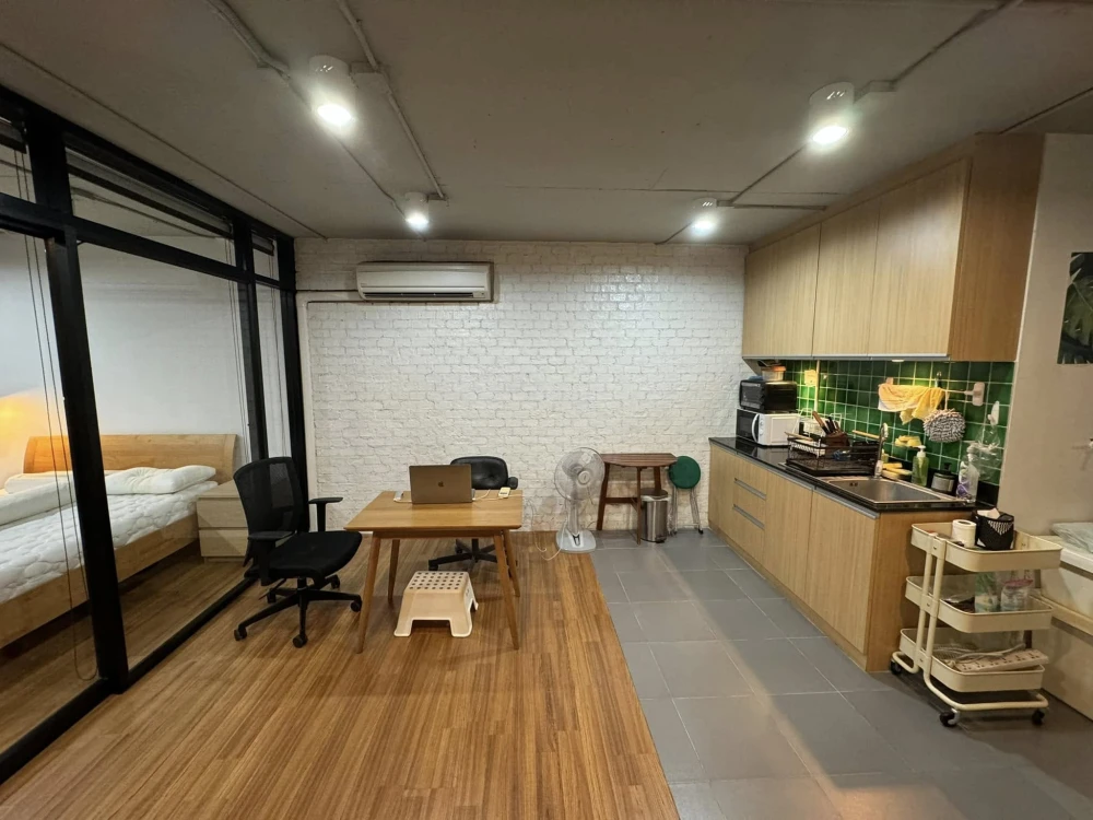 Condo for rent, Supalai Place Sukhumvit 39, ready to move in, fully furnished, hurry and reserve now.