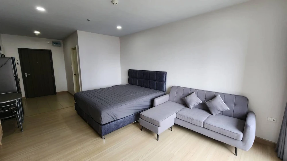 Condo for rent, Supalai Veranda, Phasi Charoen Station, east side, empty room, long balcony, reserve first, get in first.
