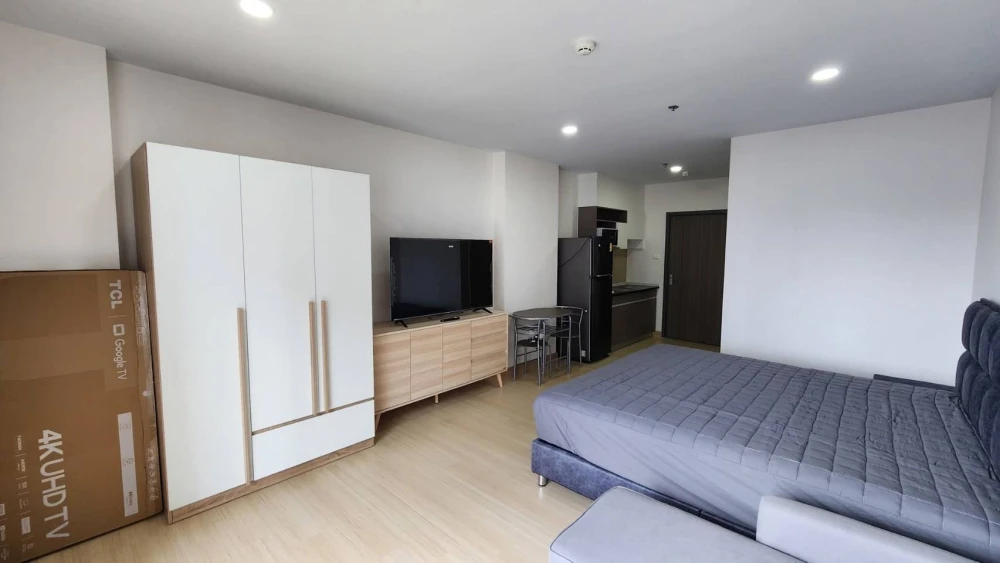 Condo for rent, Supalai Veranda, Phasi Charoen Station, east side, empty room, long balcony, reserve first, get in first.