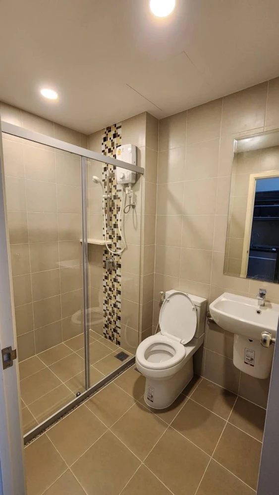 Condo for rent, Supalai Veranda, Phasi Charoen Station, east side, empty room, long balcony, reserve first, get in first.